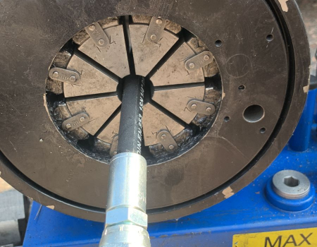 Чем ручной пресс РВД отличается от стационарного